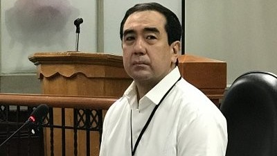 BREAKING: Former Comelec chairperson Andy Bautista and three Smartmatic officials indicted